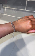 Infinity Bracelet￼